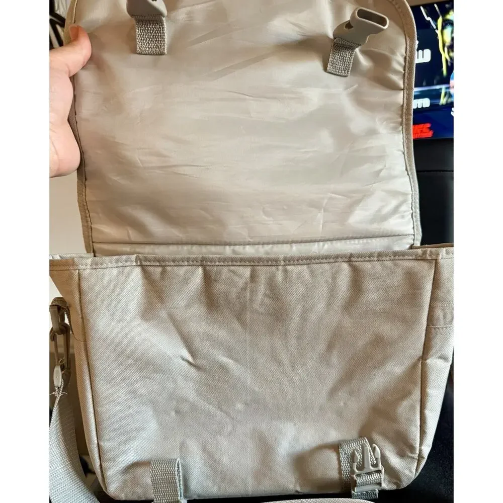 dreamGEAR this messenger